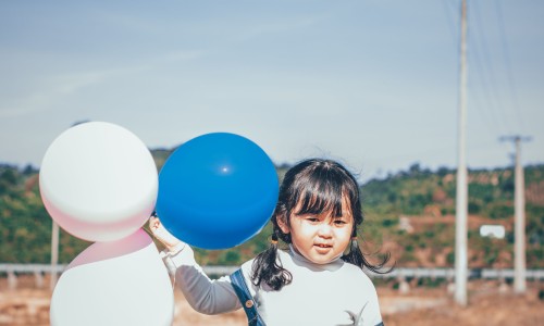 小孩脸上长小疙瘩白点-专业小孩脸上长小肉疙瘩是什么原因平台-小孩脸上长小肉疙瘩是什么原因